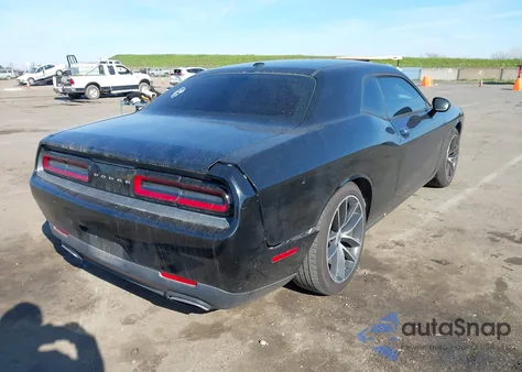 2016 Dodge Challenger Sxt z USA, uszkodzony, nr VIN 2C3CDZAG3GH337080